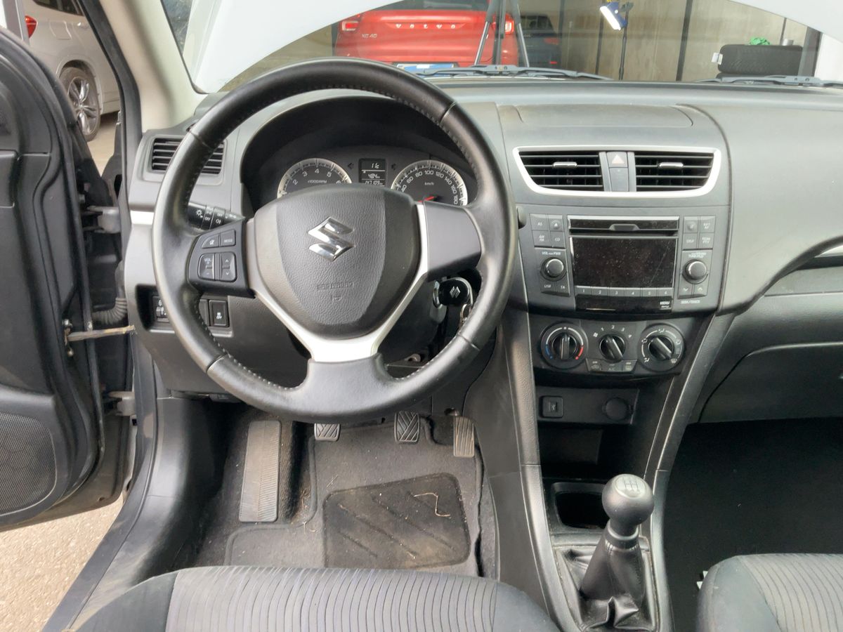Suzuki Swift 2012 — photo 19