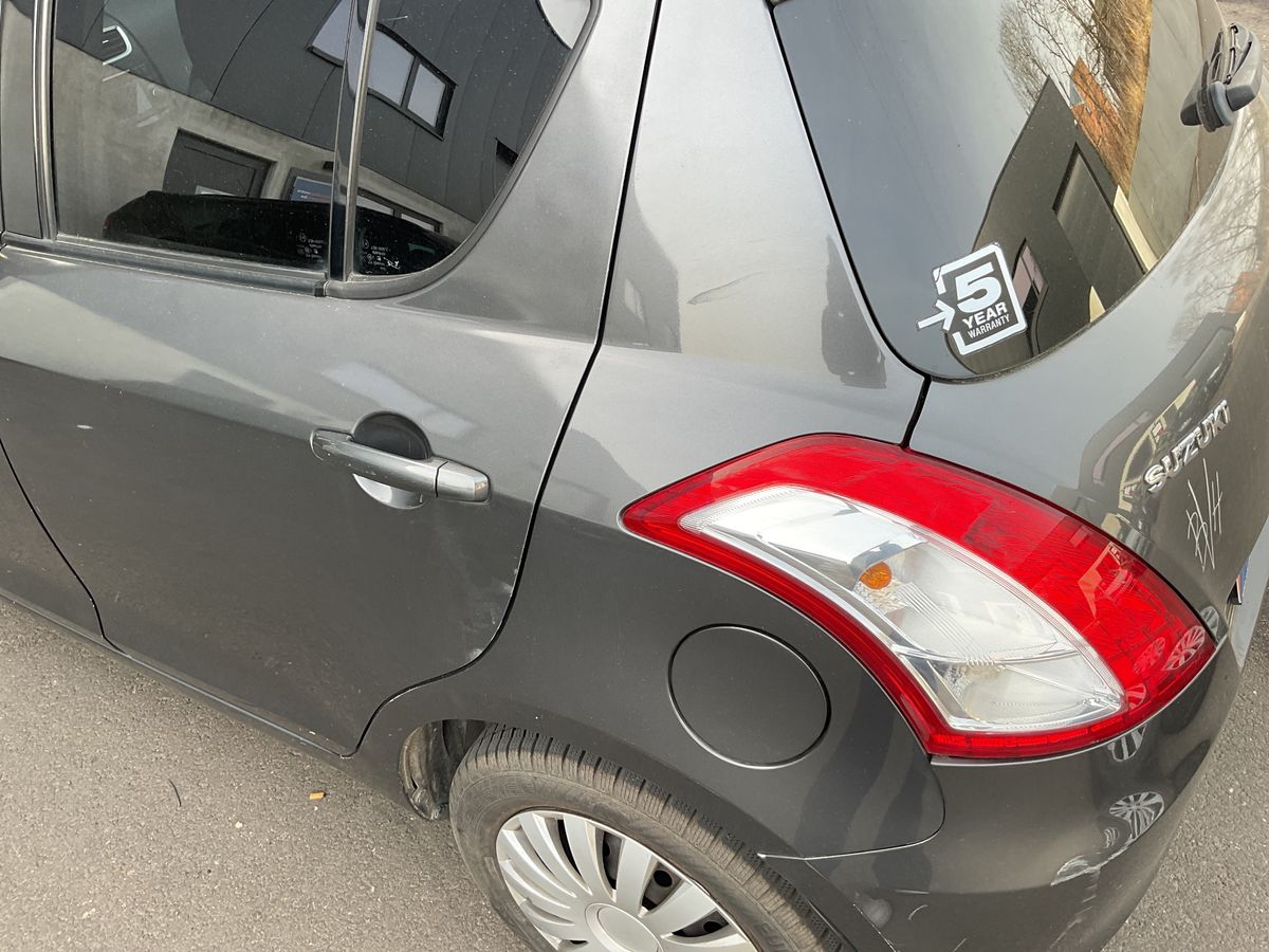 Suzuki Swift 2012 — photo 51
