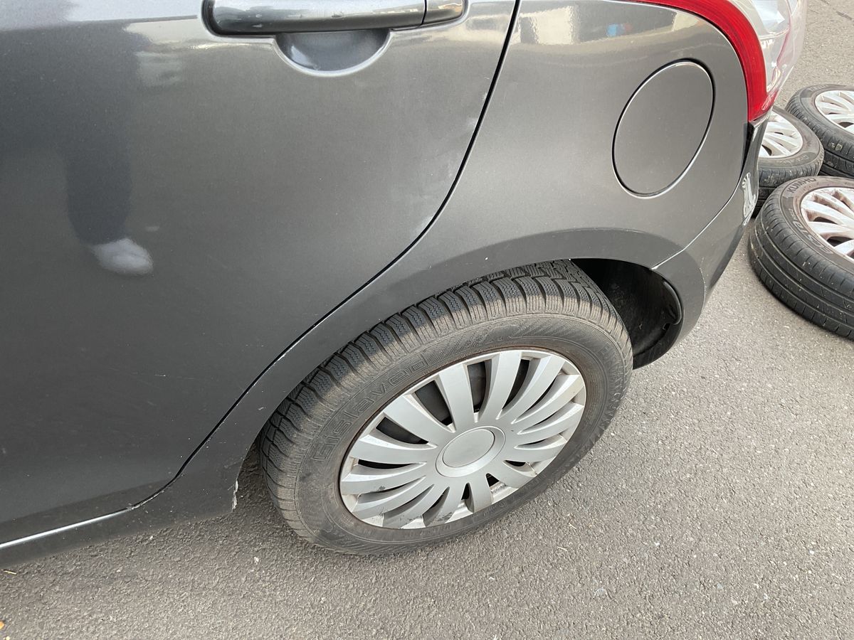 Suzuki Swift 2012 — photo 52