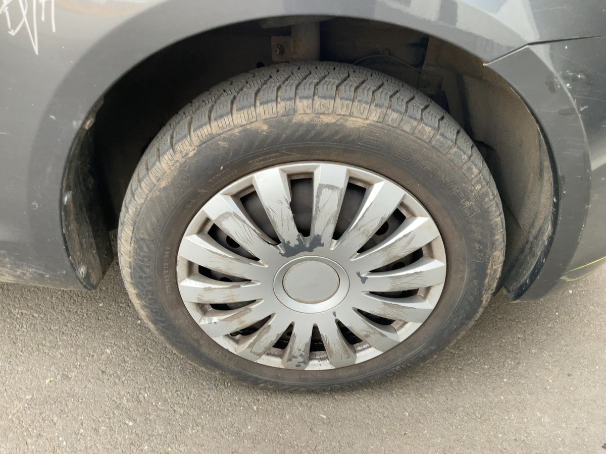 Suzuki Swift 2012 — photo 12