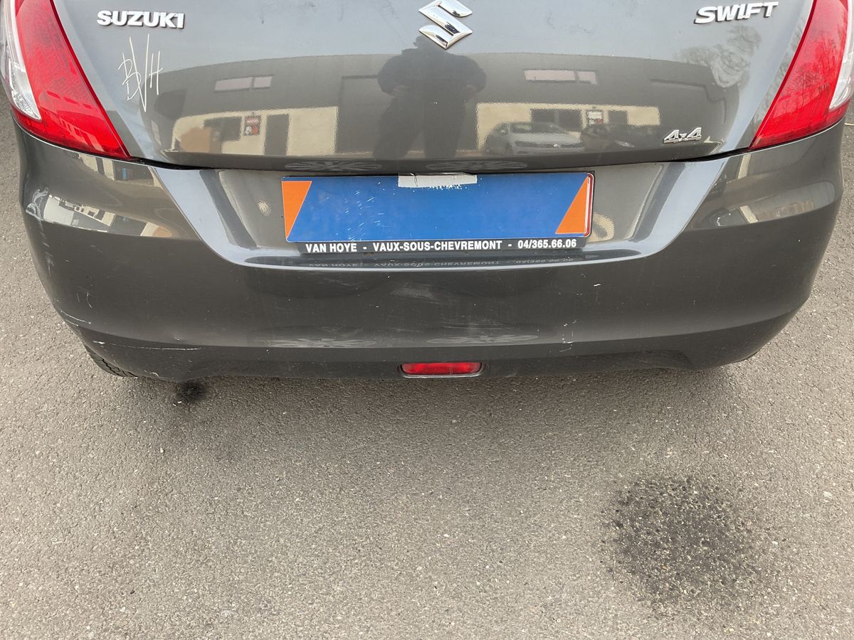 Suzuki Swift 2012 — photo 57