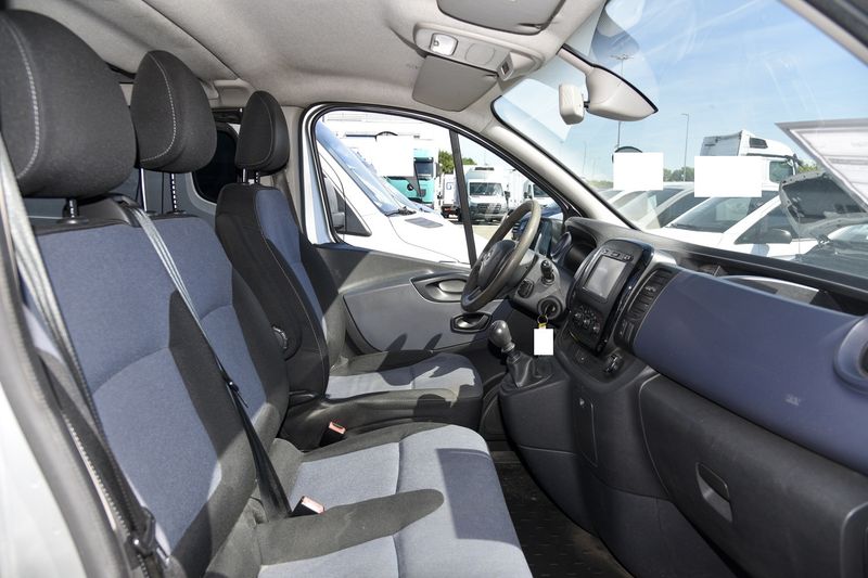 Opel Vivaro 1.6 CDTI Biturbo Combi L1H1 2,9t — zdjęcie 10