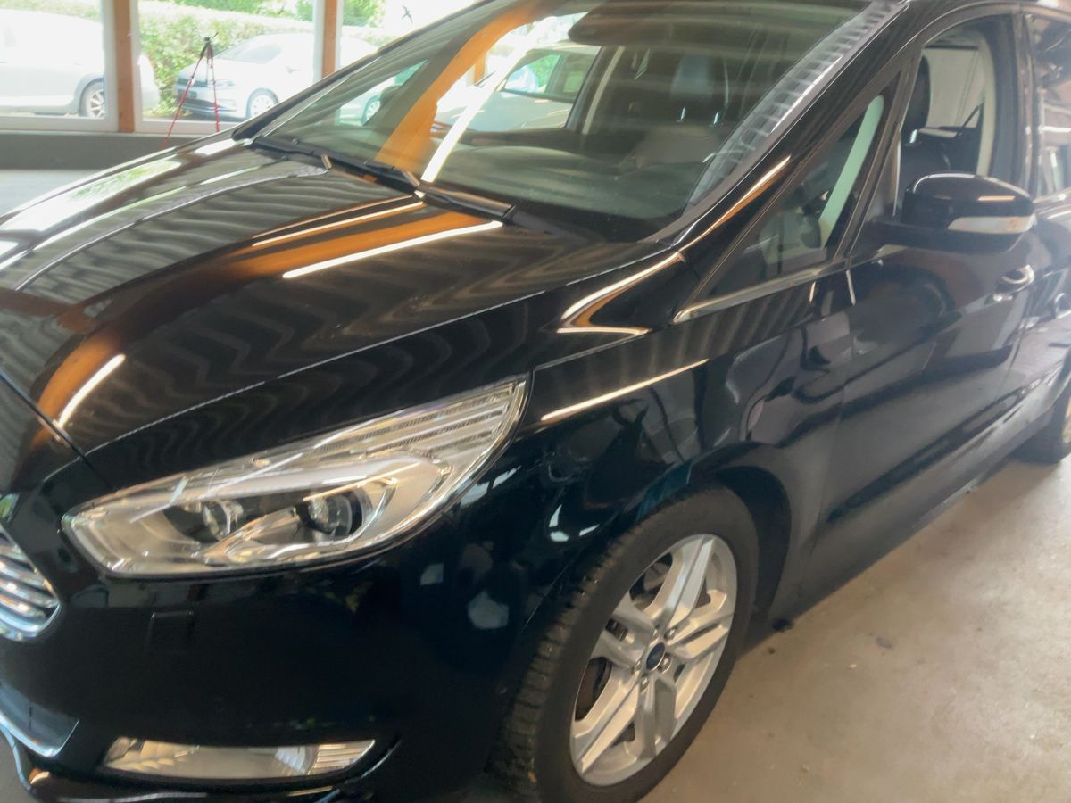 Ford Galaxy d'occasion