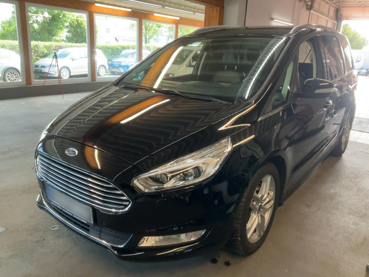Ford Galaxy 2019 — photo 1