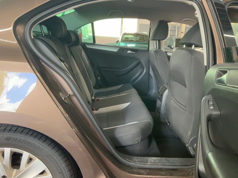 Volkswagen Jetta 1.4 TSI Life — zdjęcie 14