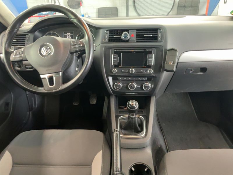 Volkswagen Jetta 1.4 TSI Life — zdjęcie 12