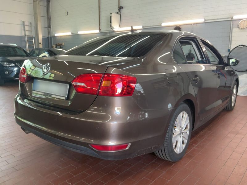 Volkswagen Jetta 1.4 TSI Life — zdjęcie 6