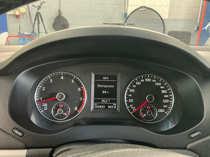 Volkswagen Jetta 1.4 TSI Life — zdjęcie 13