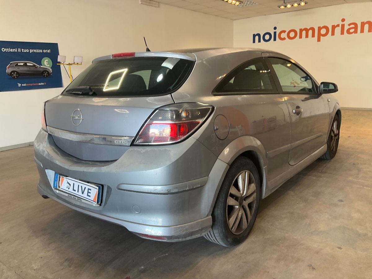 Opel Astra GTC 1.7 CDTI Edition