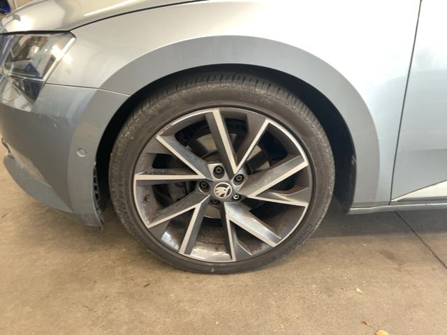 Skoda Superb 2.0 TDI SportLine 2018 – снимка 3