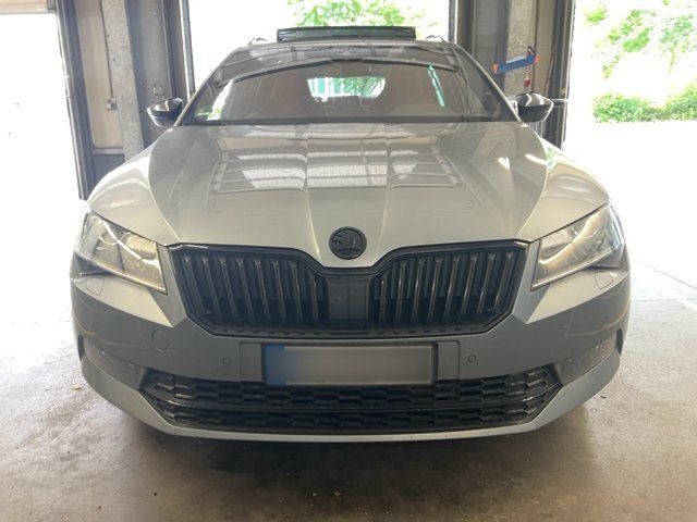 Skoda Superb 2.0 TDI SportLine 2018 – снимка 14