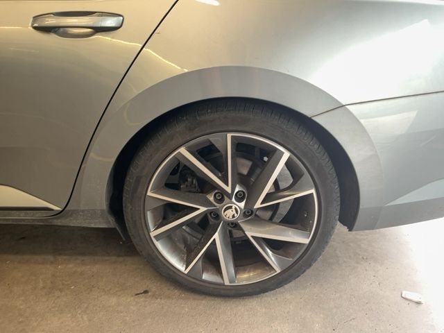 Skoda Superb 2.0 TDI SportLine 2018 – снимка 5