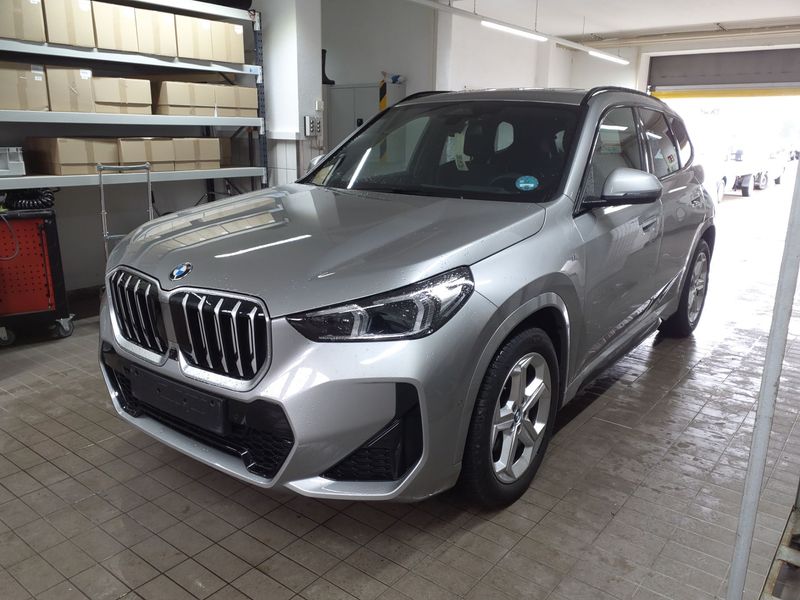 X1 sDrive 18d M Sport