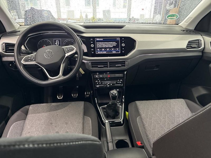 Volkswagen T-Cross 1.0 TSI Move — zdjęcie 21