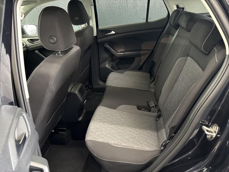 Volkswagen T-Cross 1.0 TSI Move — zdjęcie 13