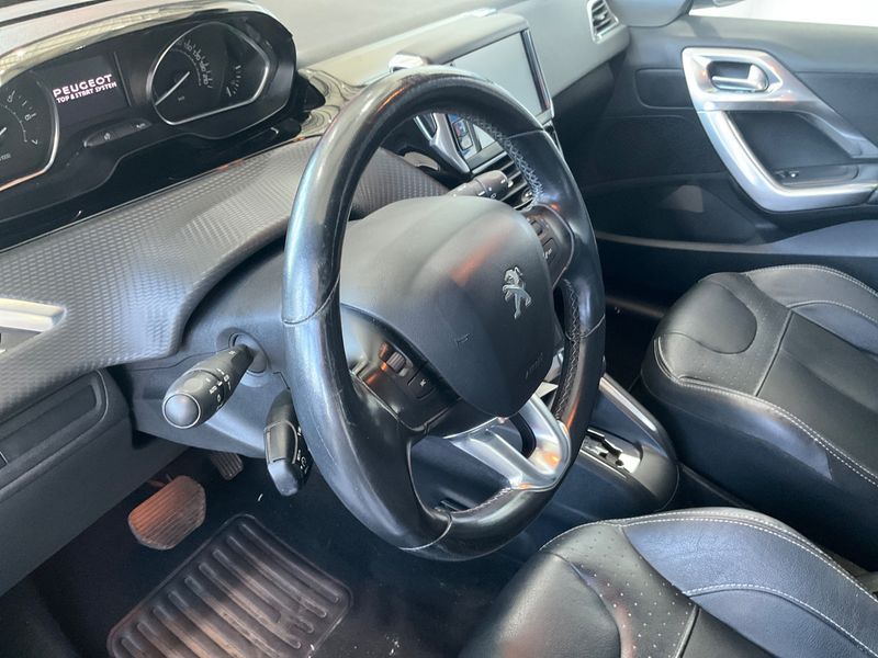 Peugeot 208 1.2 PureTech Allure 2015 – снимка 23