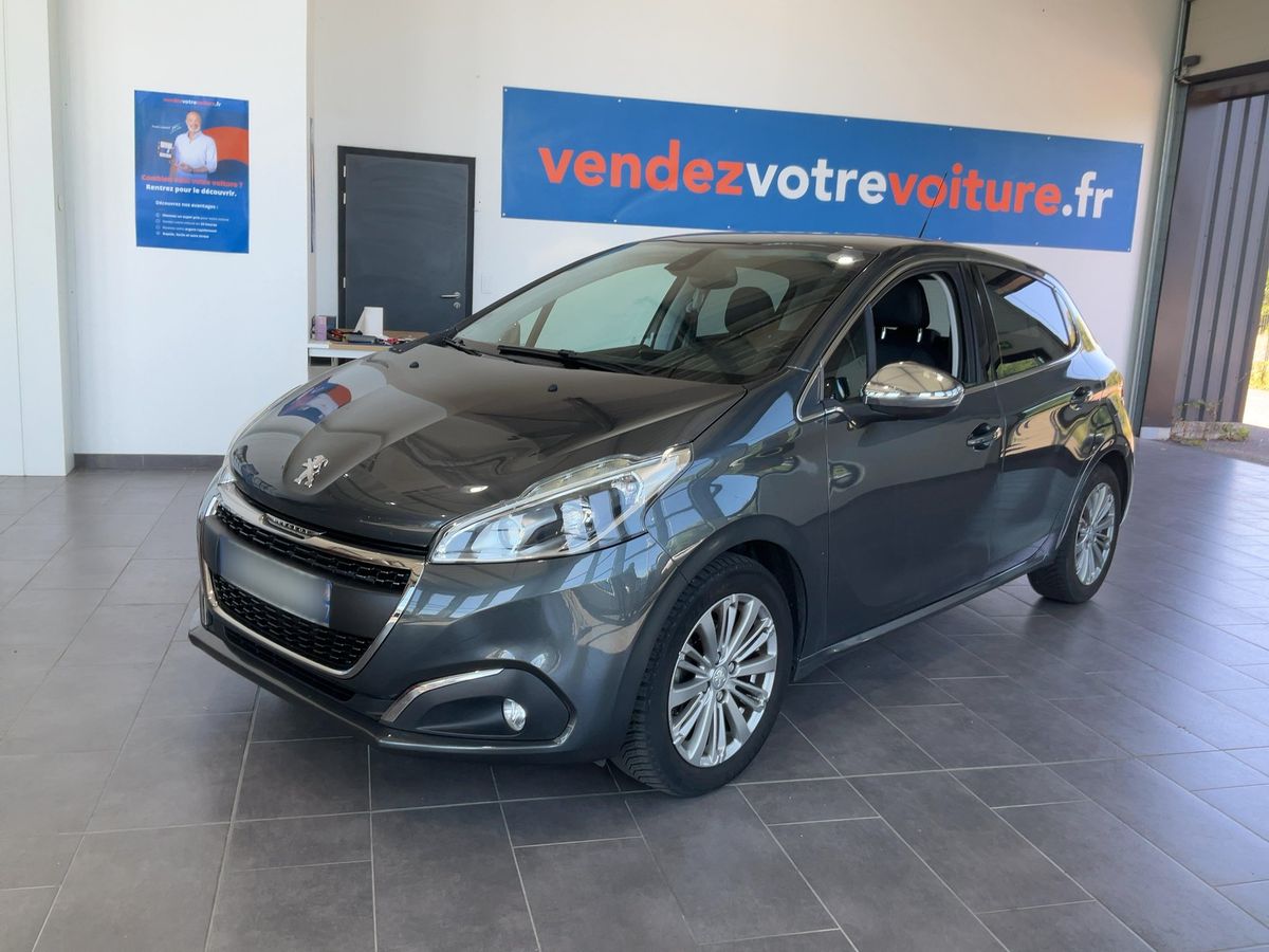 Peugeot 208 2015