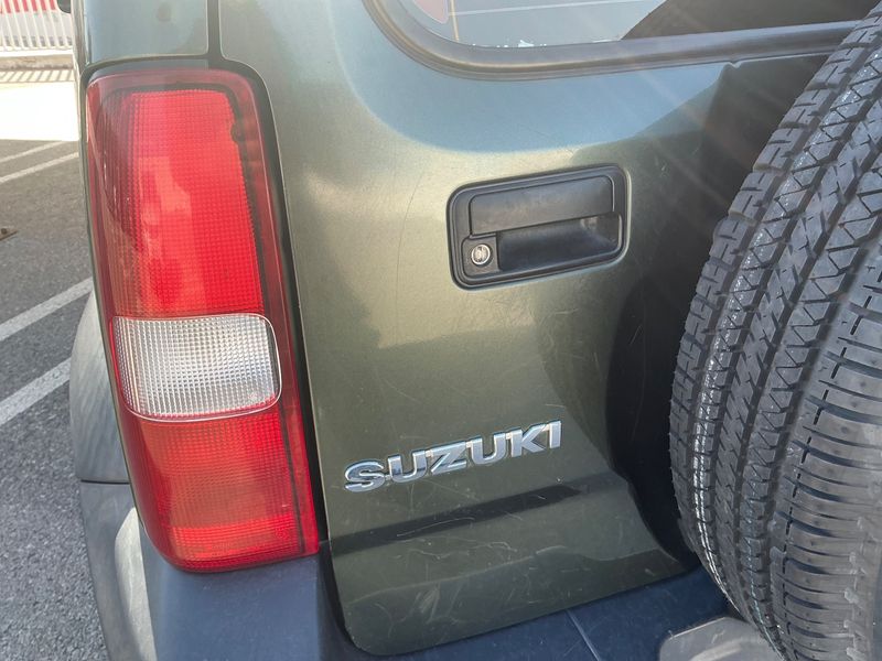 Suzuki Jimny 1.3 JLX 2017 – снимка 38