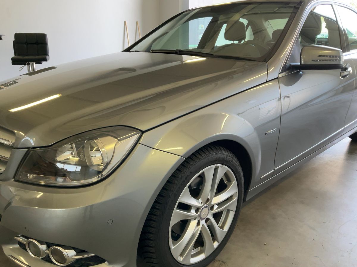Mercedes-Benz C-Klasse C 180 CGI BlueEfficiency Avantgarde