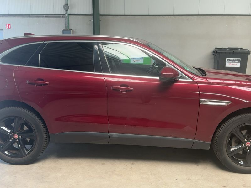 Jaguar F-Pace 20d Prestige AWD — zdjęcie 7