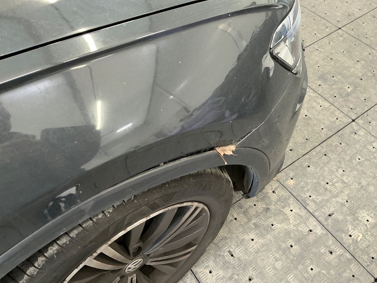 Volkswagen Tiguan 2019 — photo 24
