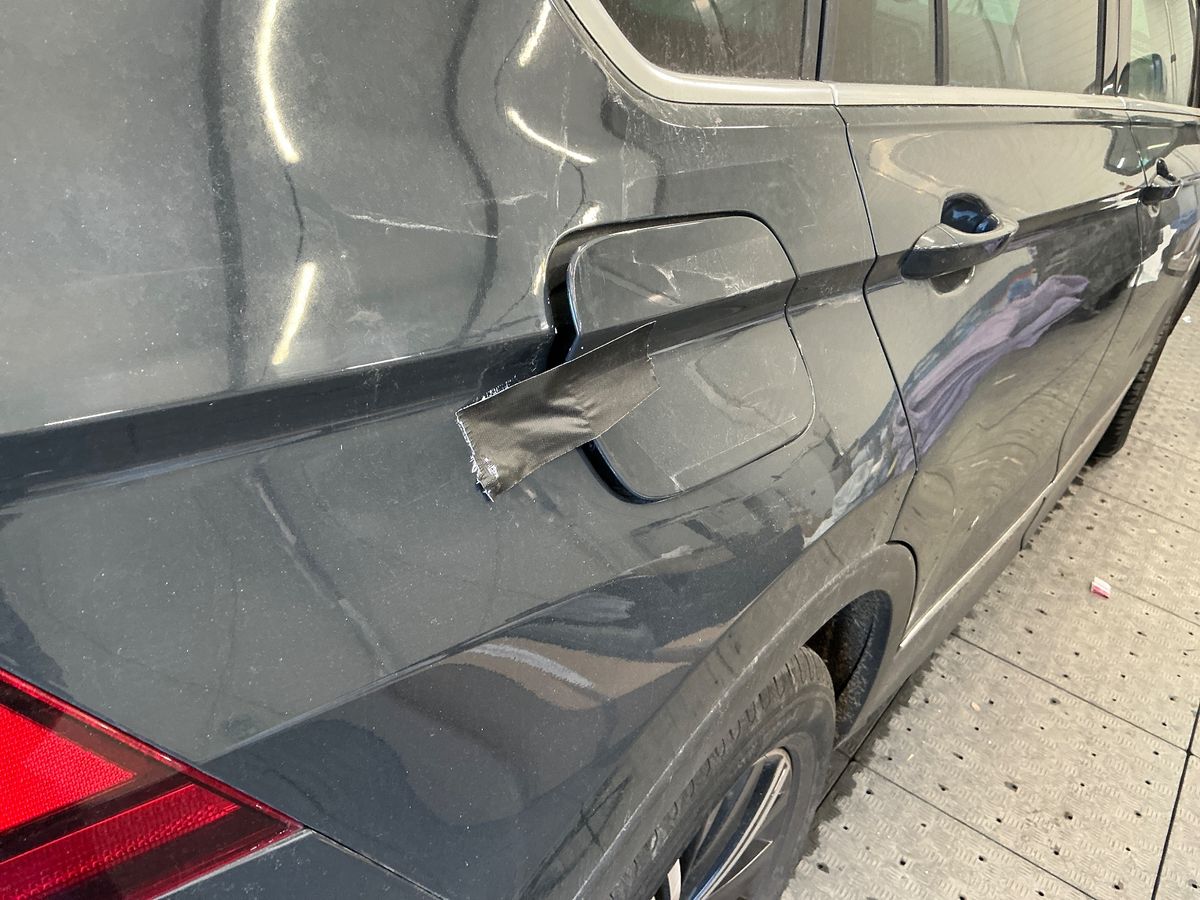 Volkswagen Tiguan 2019 — photo 25