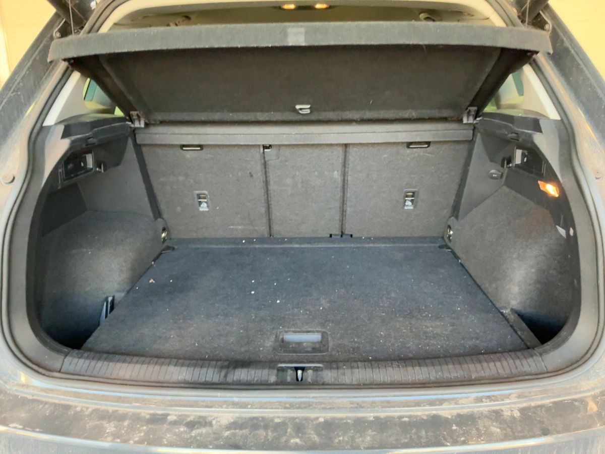 Volkswagen Tiguan 2019 — photo 16