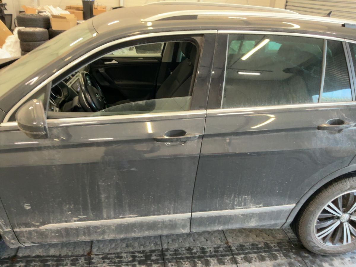 Volkswagen Tiguan 2019 — photo 5