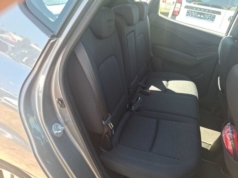 Hyundai ix20 1.6 Comfort Blue — zdjęcie 13