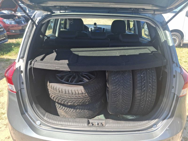 Hyundai ix20 1.6 Comfort Blue — zdjęcie 9