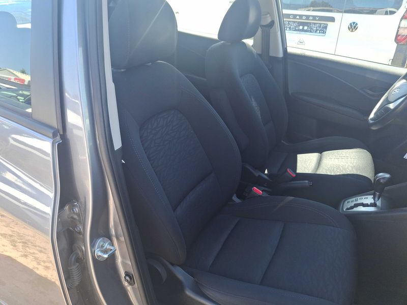 Hyundai ix20 1.6 Comfort Blue — zdjęcie 10
