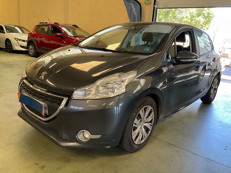 Peugeot 208 1.6 HDi Active 2014 – снимка 1