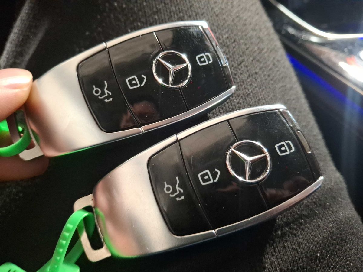 Mercedes-Benz E-Klasse 2023 — photo 51