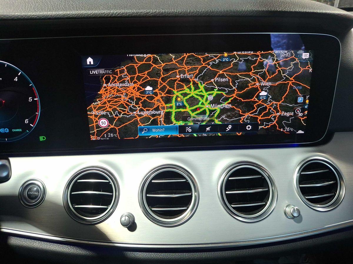 Mercedes-Benz E-Klasse 2023 — photo 14