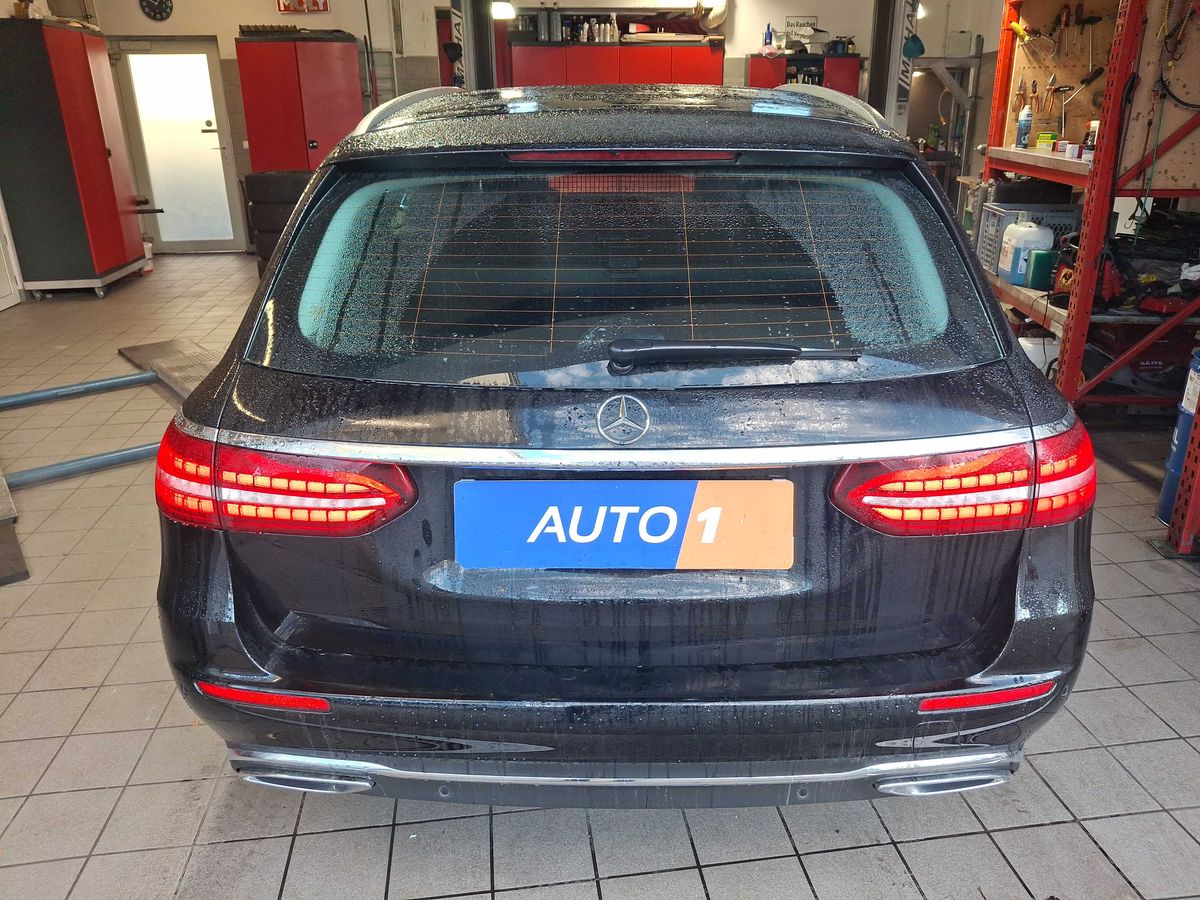 Mercedes-Benz E-Klasse 2023 — photo 5