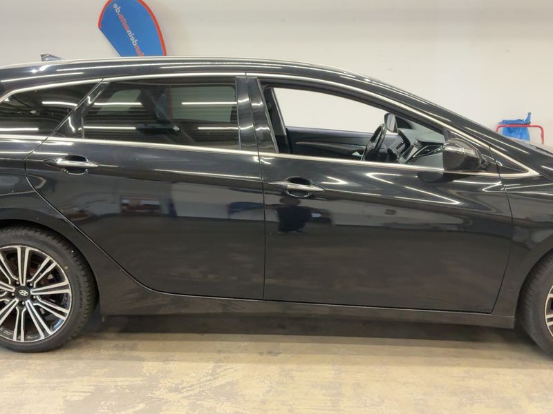 Hyundai i40 1.7 CRDi Premium Blue — zdjęcie 7