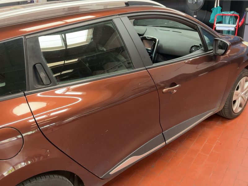 Renault Clio 0.9 Dynamique 2015 – снимка 10