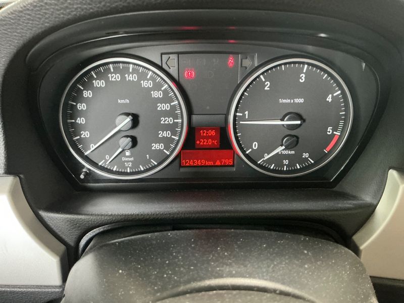 BMW 3er 318d 2009 – снимка 19
