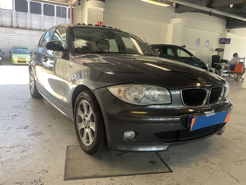 BMW 1er 120i 2004 – снимка 5