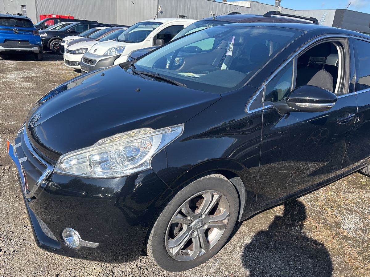 Peugeot 208 1.6 Allure