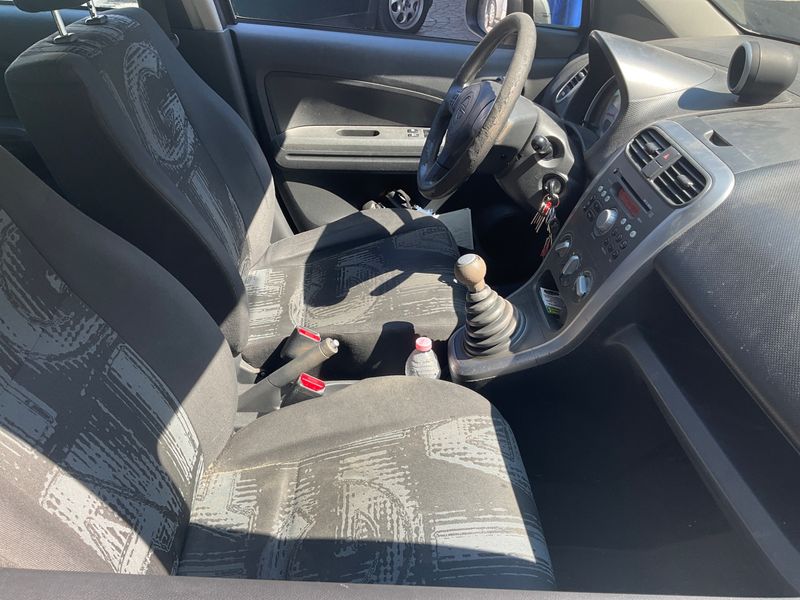Opel Agila 1.2 Edition — zdjęcie 3