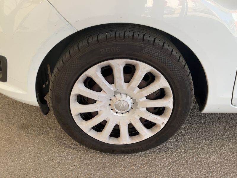 Ford Fiesta 1.4 LPG Business 2014 – снимка 3