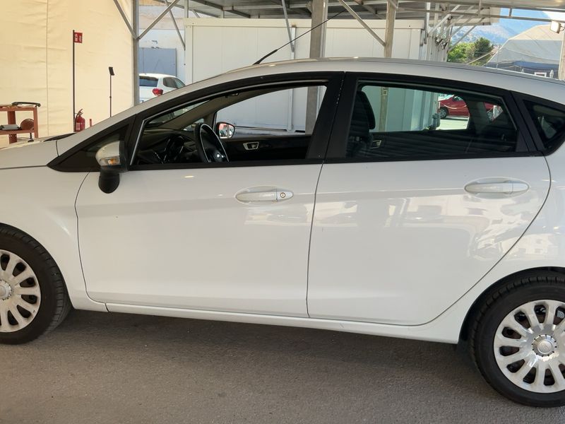 Ford Fiesta 1.4 LPG Business 2014 – снимка 4