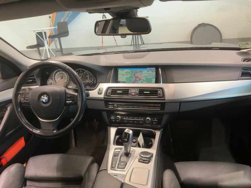 BMW 5er 520d xDrive 2016 – снимка 18
