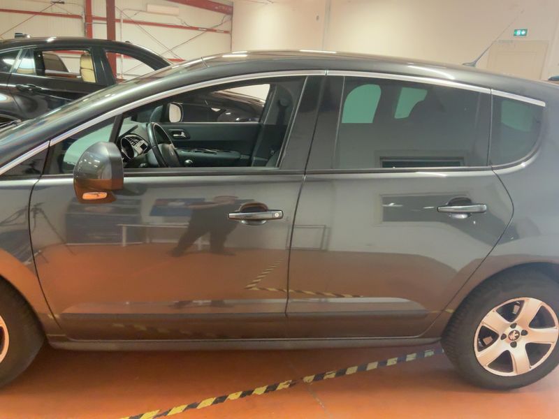 Peugeot 3008 1.6 Blue-HDi 2016 – снимка 4