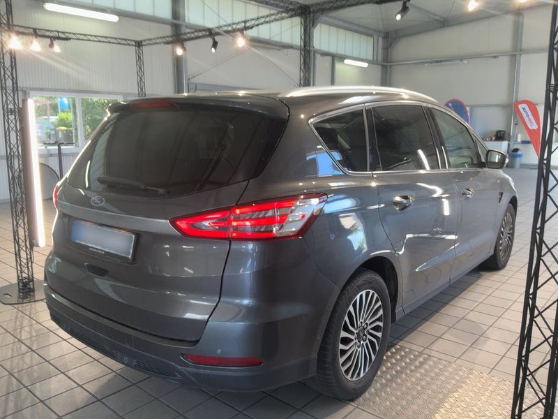 Ford S-Max 1.5 EcoBoost Titanium — zdjęcie 6