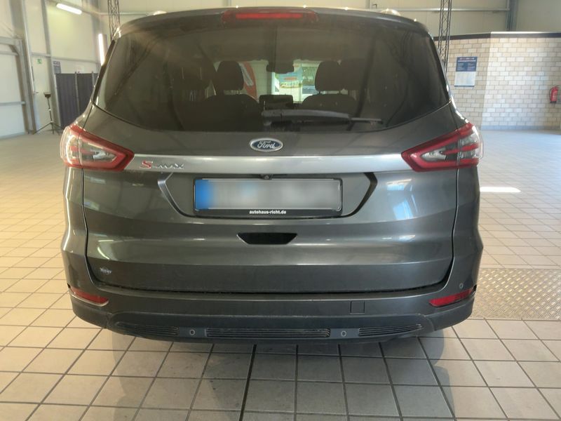 Ford S-Max 1.5 EcoBoost Titanium — zdjęcie 5