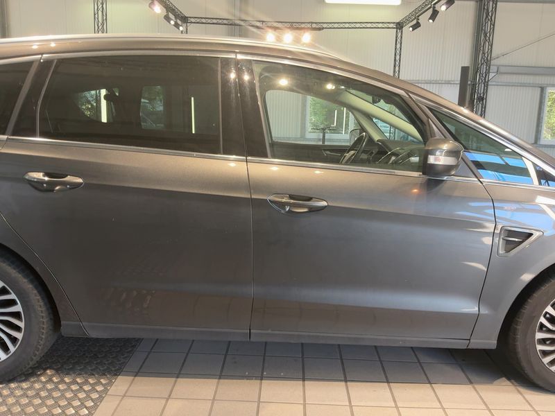 Ford S-Max 1.5 EcoBoost Titanium — zdjęcie 7