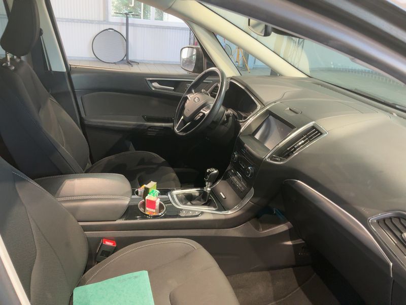 Ford S-Max 1.5 EcoBoost Titanium — zdjęcie 11