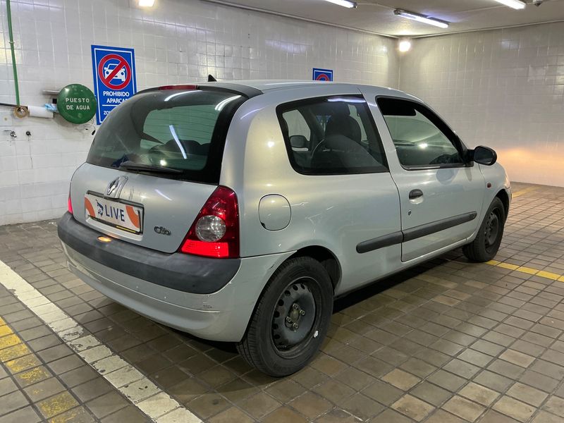 Renault Clio 1.2 Expression Alize — zdjęcie 2